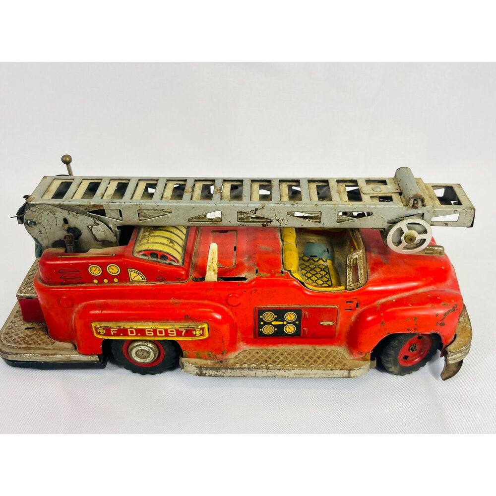 VTG 1960s Nomura Japan Tin Red Fire Truck Battery Operated FD 6097